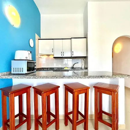 Apartment Cozy One Bedroom Apartment,Wifi, Pool In Tenerife South