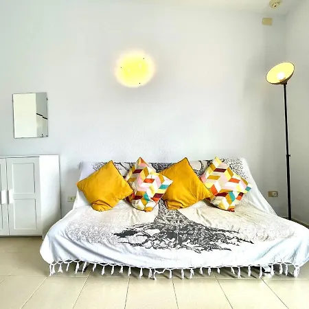 Lägenhet Cozy One Bedroom Apartment,Wifi, Pool In Tenerife South *