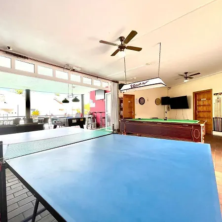 Cozy One Bedroom Apartment,Wifi, Pool In Tenerife South Lägenhet *